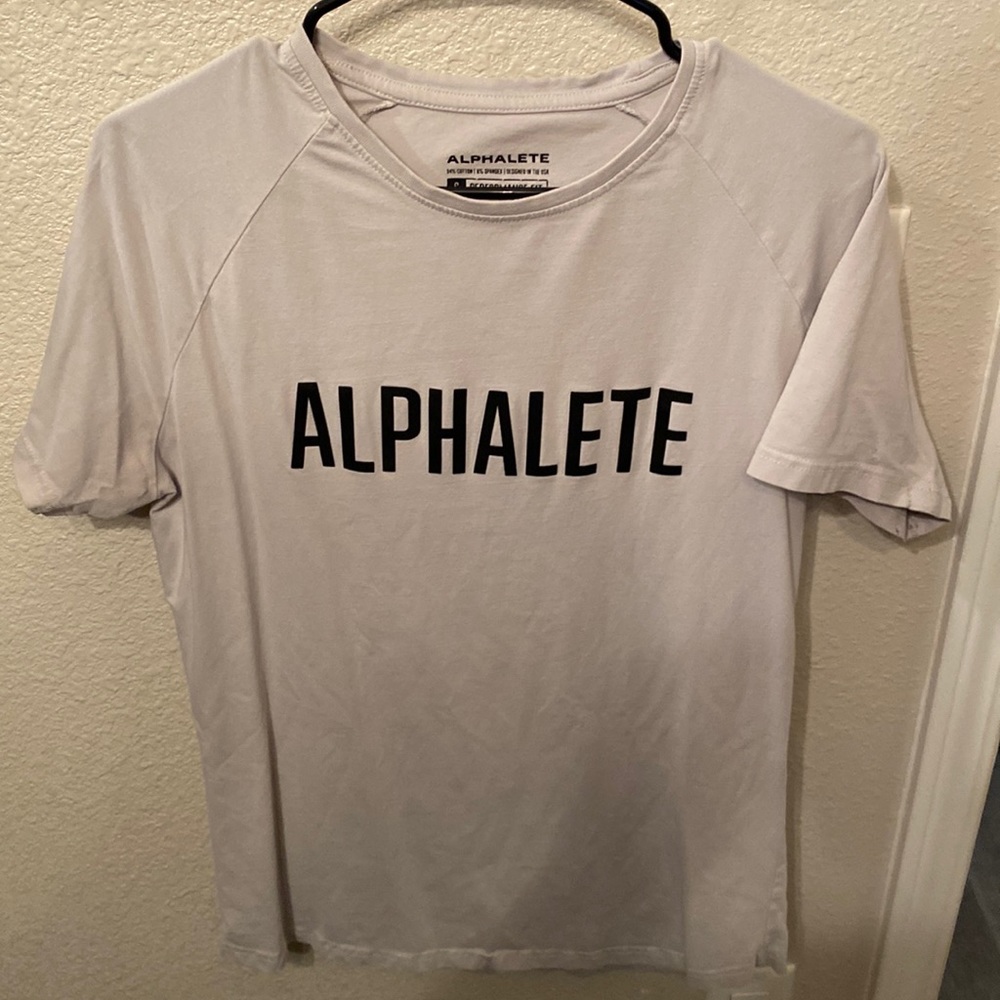 Alphalete T-shirt